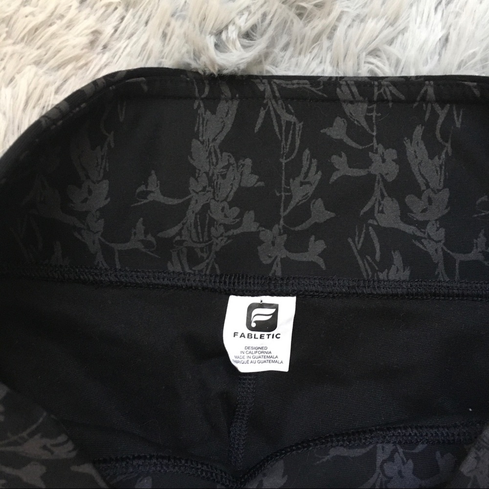Fabletics Black And Grey Pattern Leggings - image 4